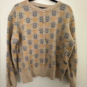 Dazy Thick Flower Cardigan Sweater
